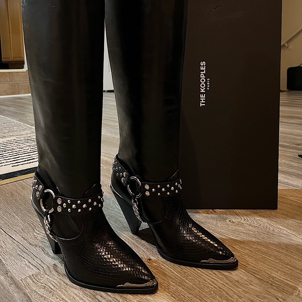 THE KOOPLES
Heeled Boots, Leather With Removable Jewel size 39